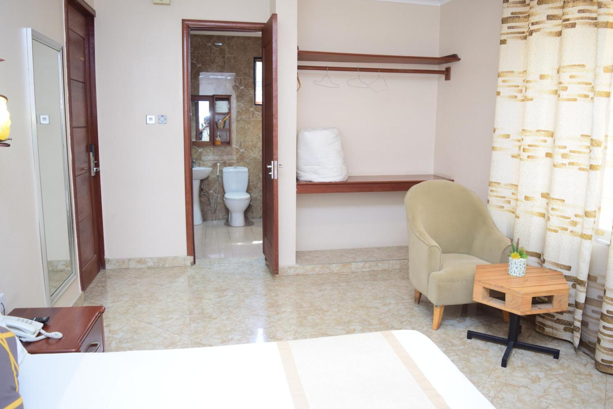 K27 Premier Backpackers Vandrarhem Dar es Salaam Exteriör bild