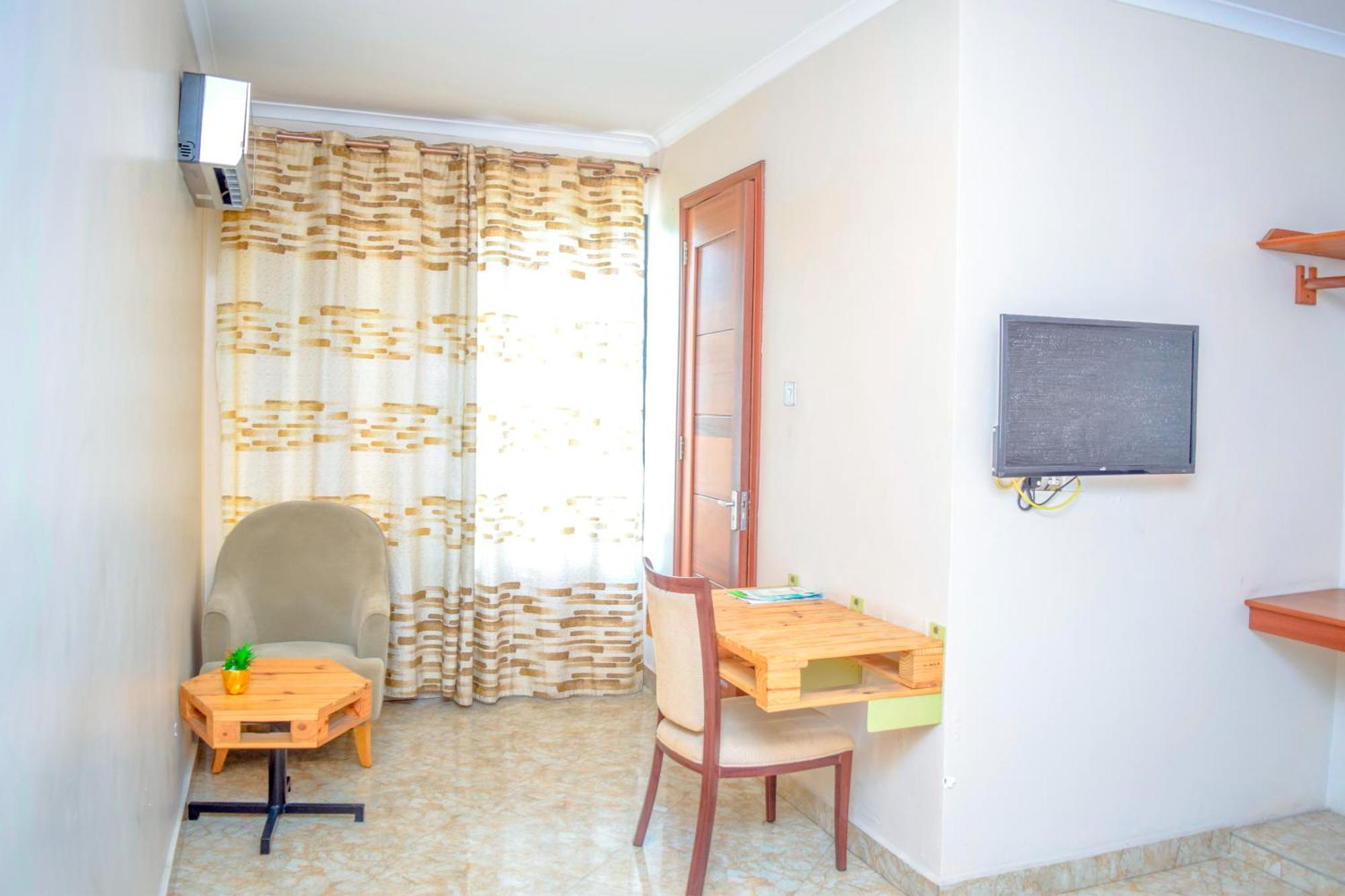 K27 Premier Backpackers Vandrarhem Dar es Salaam Exteriör bild